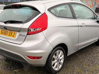 Used Ford Fiesta Zetec 81 HP (59 kW) 2010 Silver Hatchback