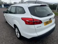 Used Ford Focus Zetec 120 HP (88 kW) 2016 White Estate