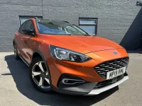 Used Ford Focus Active 125 HP (91 kW) 2019 Orange Hatchback