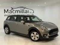 Usado Mini Cooper Clubman 136 CV (100 kW) 2018 Plateado Familiar