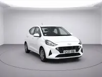 Used Hyundai i10 SE 67 HP (49 kW) 2023 White Hatchback