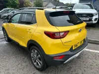 Used Kia Stonic First Edition 118 HP (86 kW) 2017 Yellow SUV