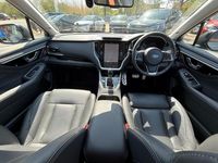 Begagnad Subaru Outback 167 HK (122 kW) 2024 Grå Kombi