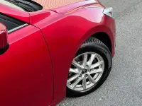 Used Mazda 3 118 HP (86 kW) 2015 Red Hatchback