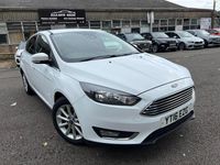 Used Ford Focus Titanium 120 HP (88 kW) 2016 White Hatchback