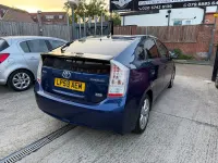 Used Toyota Prius 2010 Blue Hatchback