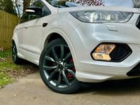 used Ford Kuga 2.0 TDCi**ST LINE EDITION**PANROOF 19ALLOYS 2KEEPERS PEARLPAINT XENONS**STUNNING HUGESPEC CAR**