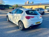 Used Alfa Romeo Giulietta Veloce 2012 White Hatchback