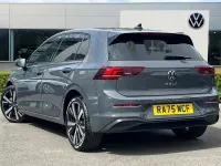 Begagnad VW Golf VIII Match 147 HK (108 kW) 2026 Grå Halvkombi