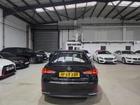 Gebraucht Lexus IS300h Sport Line 2019 Schwarz Limousine
