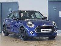 Używany Mini Cooper Classic 136 KM (100 kW) 2019 Niebieski Hatchback