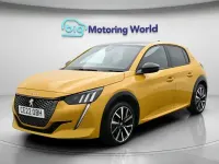Used Peugeot 208 Premium 102 HP (75 kW) 2022 Yellow Hatchback