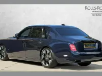 Used Rolls Royce Phantom 571 HP (419 kW) 2025 Blue Sedan