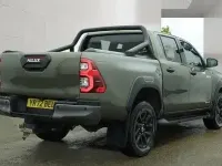 Used Toyota HiLux 204 HP (150 kW) 2022 Bronze Pickup