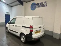 Used Ford Transit Courier 100 HP (73 kW) 2022 White Van