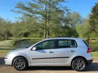 Begagnad VW Golf IV SE 2005 Silver Halvkombi
