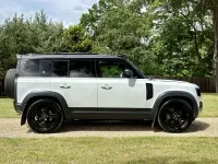 Used Land Rover Defender HSE 2021 White SUV
