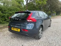 Used Volvo V40 Inscription 120 HP (88 kW) 2017 Blue Hatchback