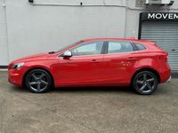 Used Volvo V40 R-Design 122 HP (89 kW) 2016 Red Hatchback