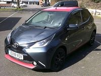 Used Toyota Aygo x-press 2018 Grey Hatchback