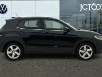 Used VW T-Cross SEL 110 HP (80 kW) 2022 Black SUV