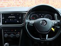 Used VW T-Roc SE 115 HP (84 kW) 2018 White SUV