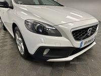 used Volvo V40 CC 1.6 D2 LUX 5d 113 BHP