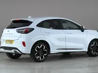 Usado Ford Puma ST-Line X 125 CV (91 kW) 2023 Blanco SUV