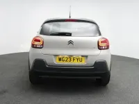 Usado Citroën C3 PureTech 82 HP (60 kW) 2023 Bege Citadino