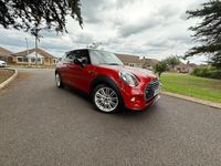 Used Mini Cooper Hatch 136 HP (100 kW) 2016 Red Hatchback