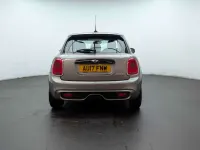 Usado Mini Cooper S Hatch 192 HP (141 kW) 2017 Prateado Citadino
