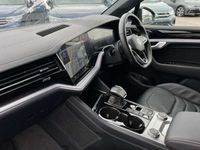 used VW Touareg V6 Black Edition 3.0 TDI 286PS 4MOTION 8-speed Auto Tiptronic 5 Door
