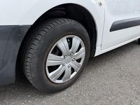 Używany Citroën Berlingo 100 KM (73 kW) 2017 Biały Minivan