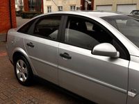 used Vauxhall Vectra 2.2i LS 5dr Auto