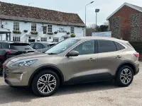 Usado Ford Kuga Titanium 190 HP (139 kW) 2020 Prateado SUV