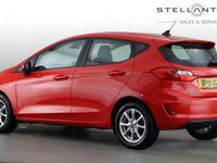 Używany Ford Fiesta Zetec 99 KM (72 kW) 2019 Czerwony Hatchback