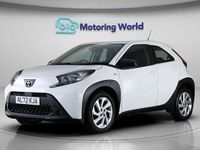 Used Toyota Aygo X PURE 72 HP (52 kW) 2022 White SUV