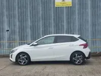 Used Hyundai i20 Premium 100 HP (73 kW) 2024 White Hatchback