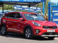 Used Kia Niro 139 HP (102 kW) 2022 Red SUV