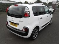 Used Citroën C3 Picasso Platinum 110 HP (80 kW) 2017 White MPV