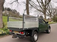 Used Toyota HiLux Active 144 HP (105 kW) 2015 Pickup