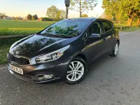 Używany Kia Ceed 2012 Srebrny Hatchback