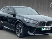 Usado BMW iX2 M Sport 147 kW (201 HP) 2025 Preto SUV
