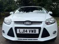 Used Ford Focus Zetec 98 HP (72 kW) 2014 White Hatchback