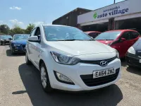 Used Hyundai i20 Active 85 HP (62 kW) 2014 White Hatchback