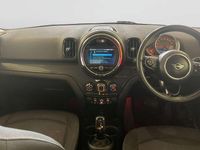 Używany Mini Cooper Classic 136 KM (100 kW) 2019 Srebrny Hatchback