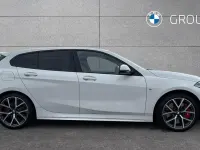 Begagnad BMW 128 Shadowline 265 HK (194 kW) 2024 Vit Halvkombi