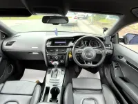 Usado Audi A5 Black Edition 225 HP (165 kW) 2013 Preto Coupé