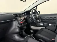 Used Citroën C3 PureTech 83 HP (61 kW) 2022 Beige Hatchback