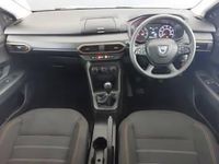 Used Dacia Sandero Essentiel 91 HP (66 kW) 2022 White Hatchback